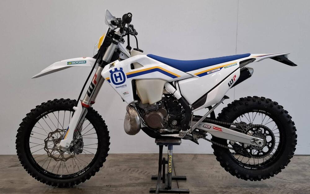 Husqvarna TE 250 Heritage (2023) (2)