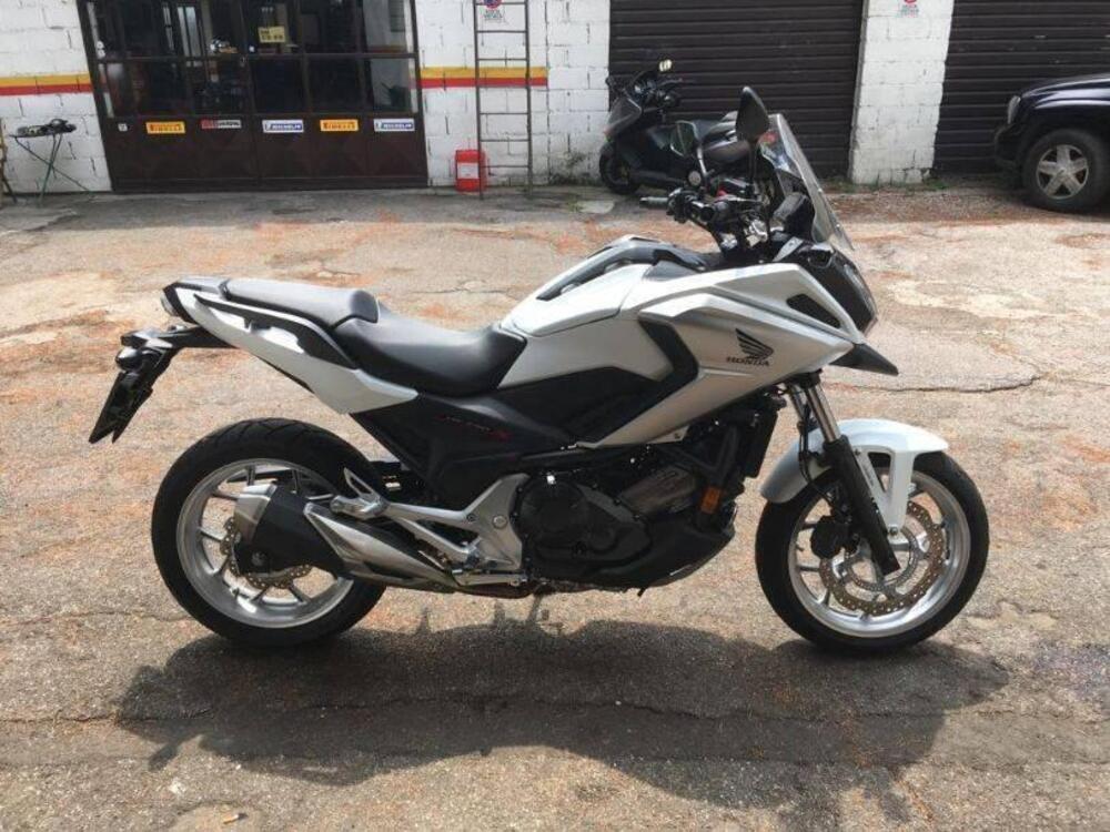 Honda NC 750 X ABS (2016 -17) (2)