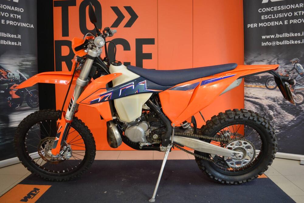 KTM EXC 300 E TPI (2022) (2)