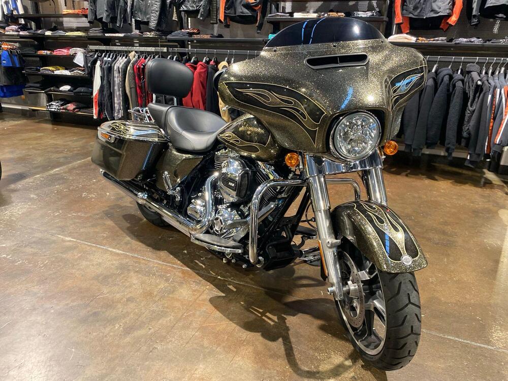 Harley-Davidson 1690 Street Glide Special (2014 - 16) - FLHX (2)