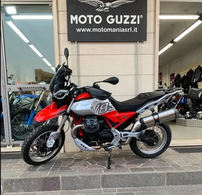Moto Guzzi V85 TT (2024 - 26)