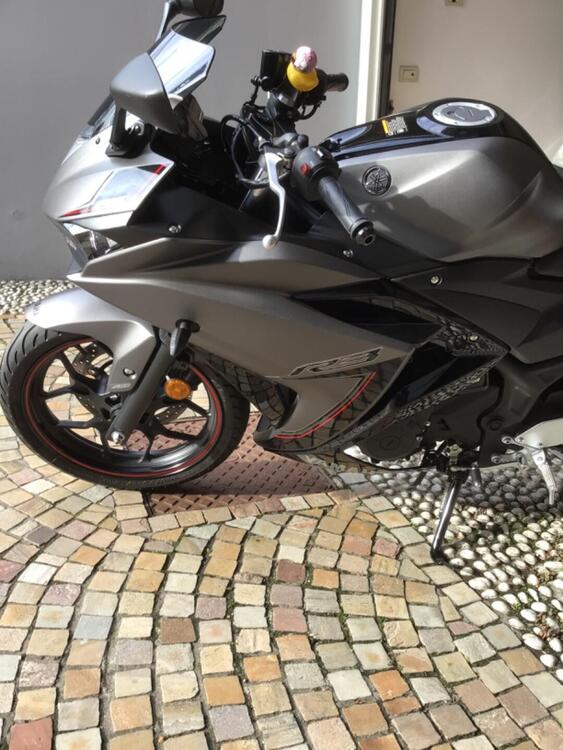 Yamaha YZF R3 (2015 - 17) (4)