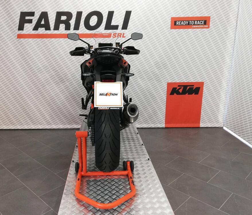 KTM 1290 Super Duke GT (2019 - 20) (4)