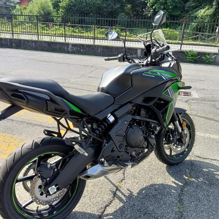 Kawasaki Versys 650 (2021 - 25) (3)