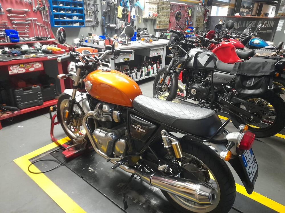 Royal Enfield Interceptor 650 (2019 - 20) (2)