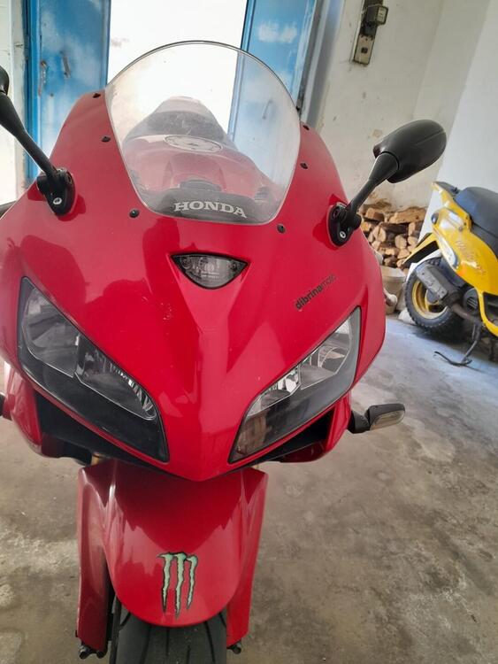 Honda CBR 600 RR (2005 - 06) (2)