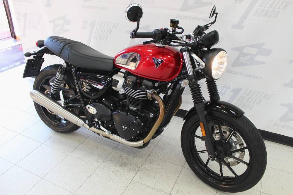 Triumph Speed Twin 900 Chrome Edition (2023) (3)