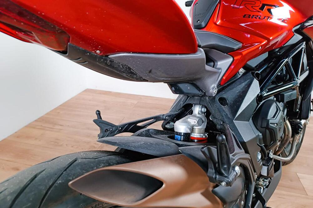 MV Agusta Brutale 800 RR (2015 - 16) (4)