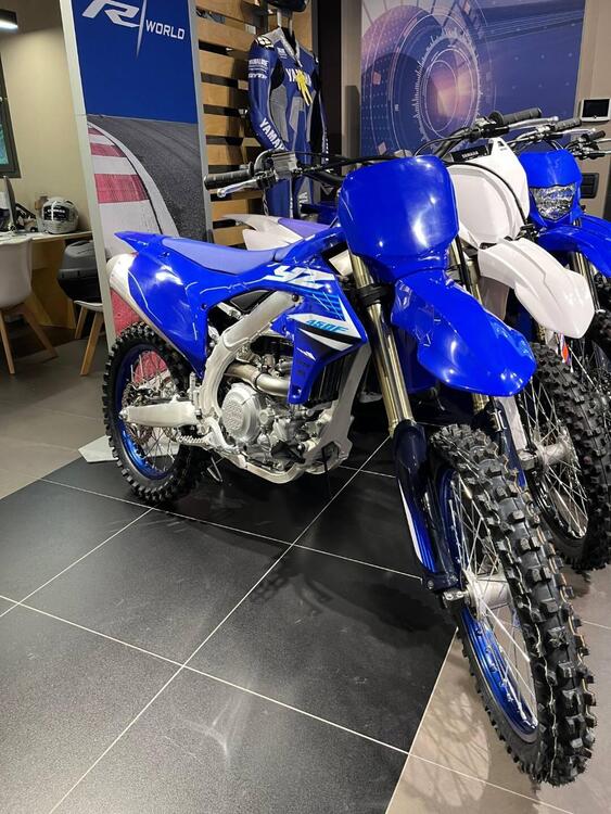 Yamaha YZ 450 F (2025) (2)