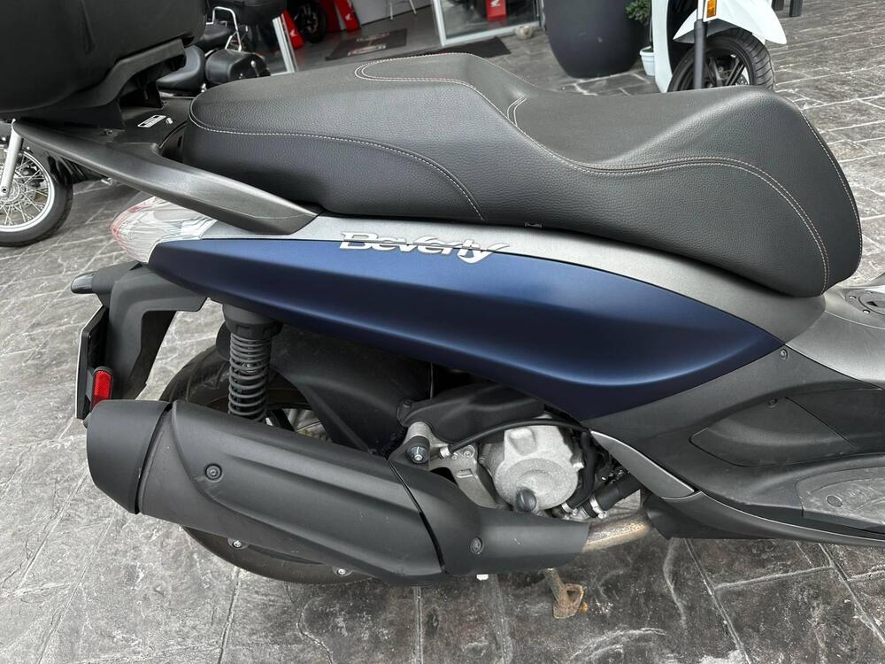 Piaggio Beverly 350 ABS (2016 - 20) (5)