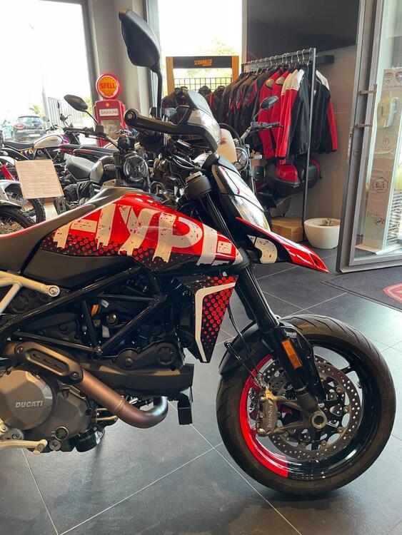 Ducati Hypermotard 950 RVE (2022 - 24) (2)