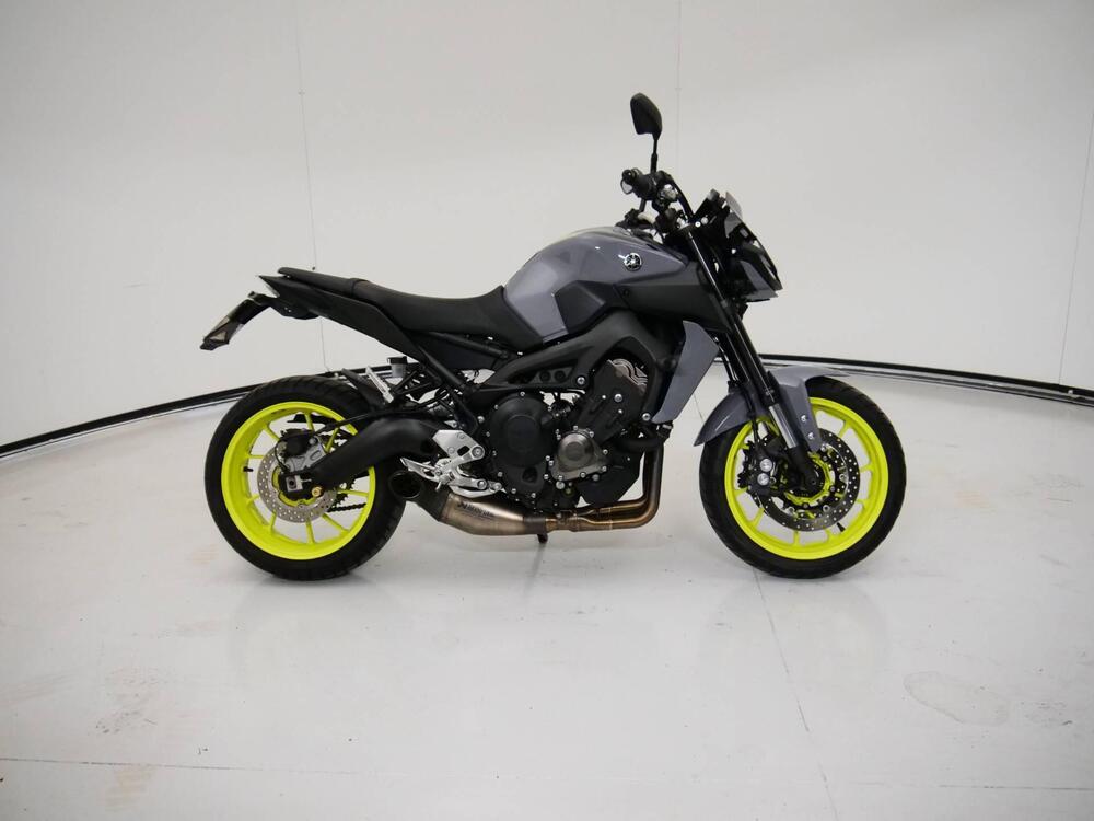 Yamaha MT-09 (2017 - 20) (4)