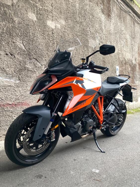 KTM 1290 Super Duke GT (2022 - 24) (3)