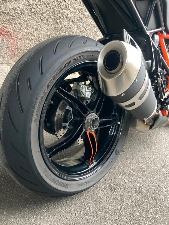 KTM 1290 Super Duke GT (2022 - 24) (4)