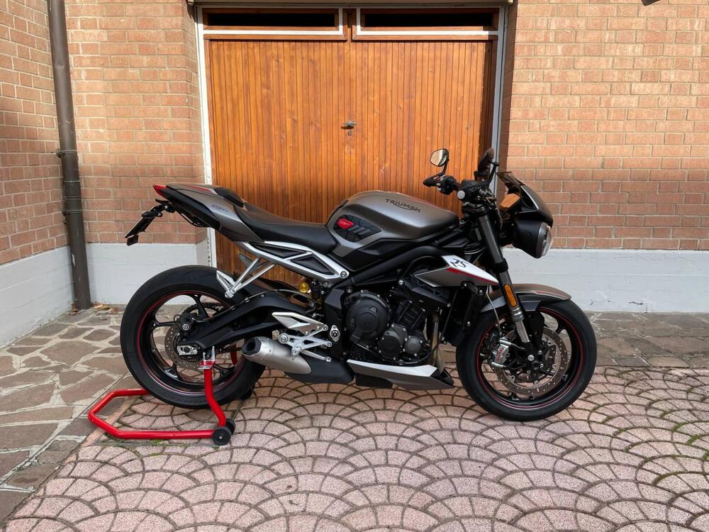 Triumph Street Triple RS (2017 - 19) (2)