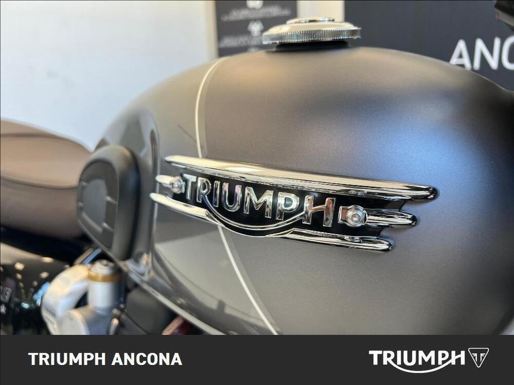 Triumph Bonneville T120 Black Stealth Edition (2024) (3)