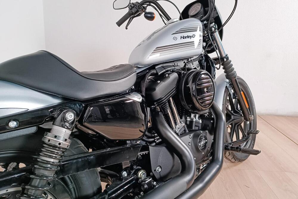 Harley-Davidson 1200 Iron (2018 - 20) - XL1200N (4)