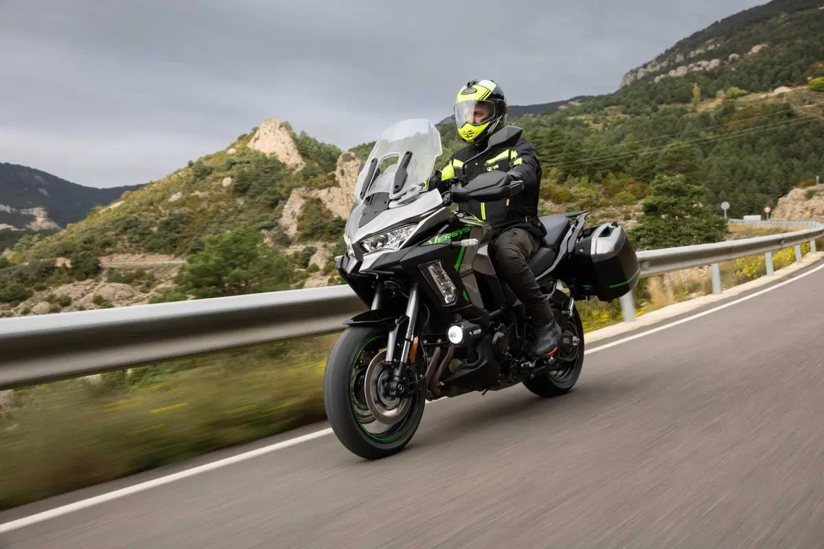Kawasaki Versys 1100: sempre di più (6)