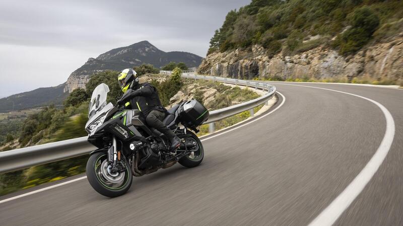 Kawasaki Versys 1100: il piacere di guidare [VIDEO e GALLERY]