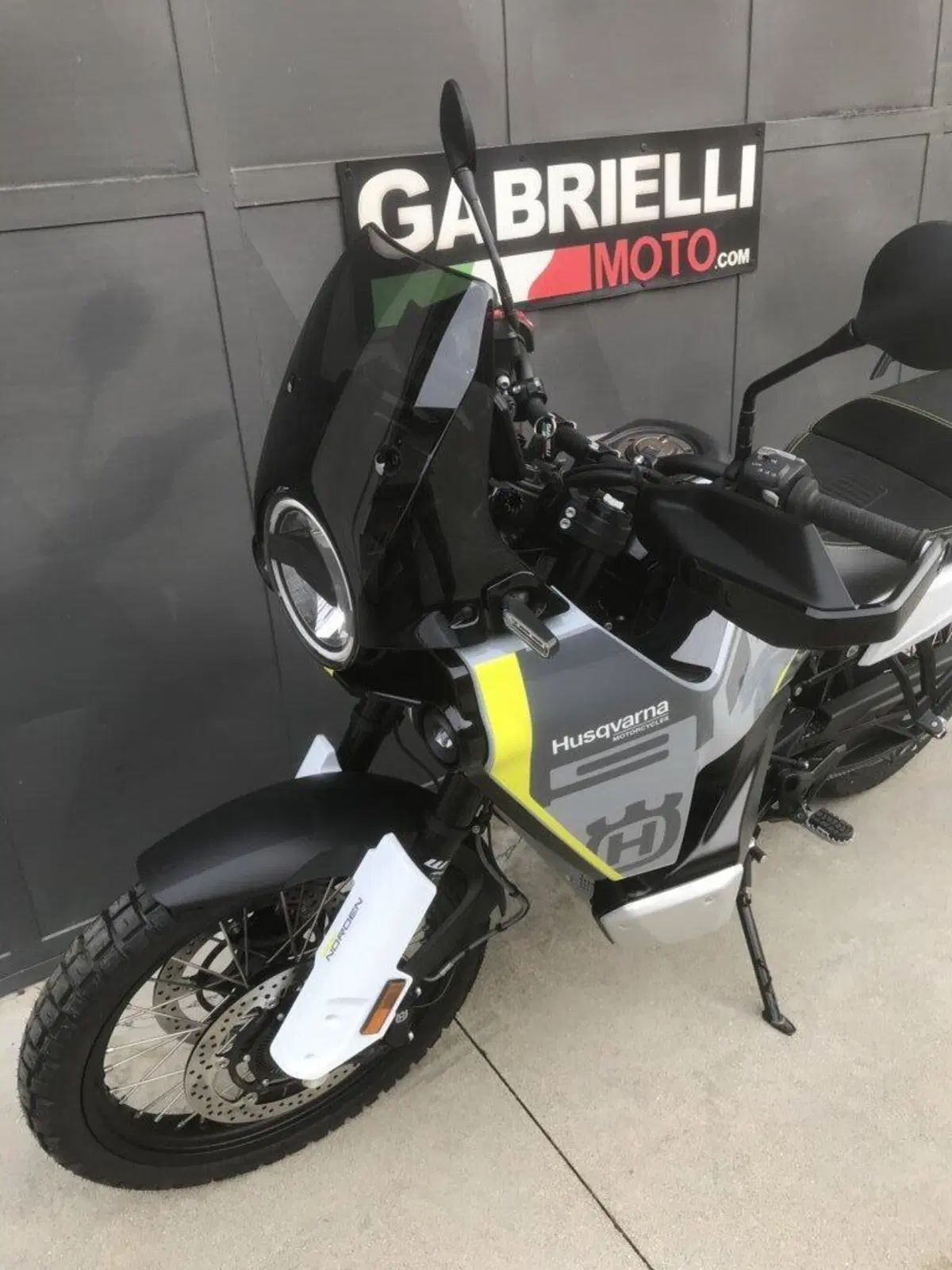 Husqvarna Norden 901 (2022 - 26) (2)