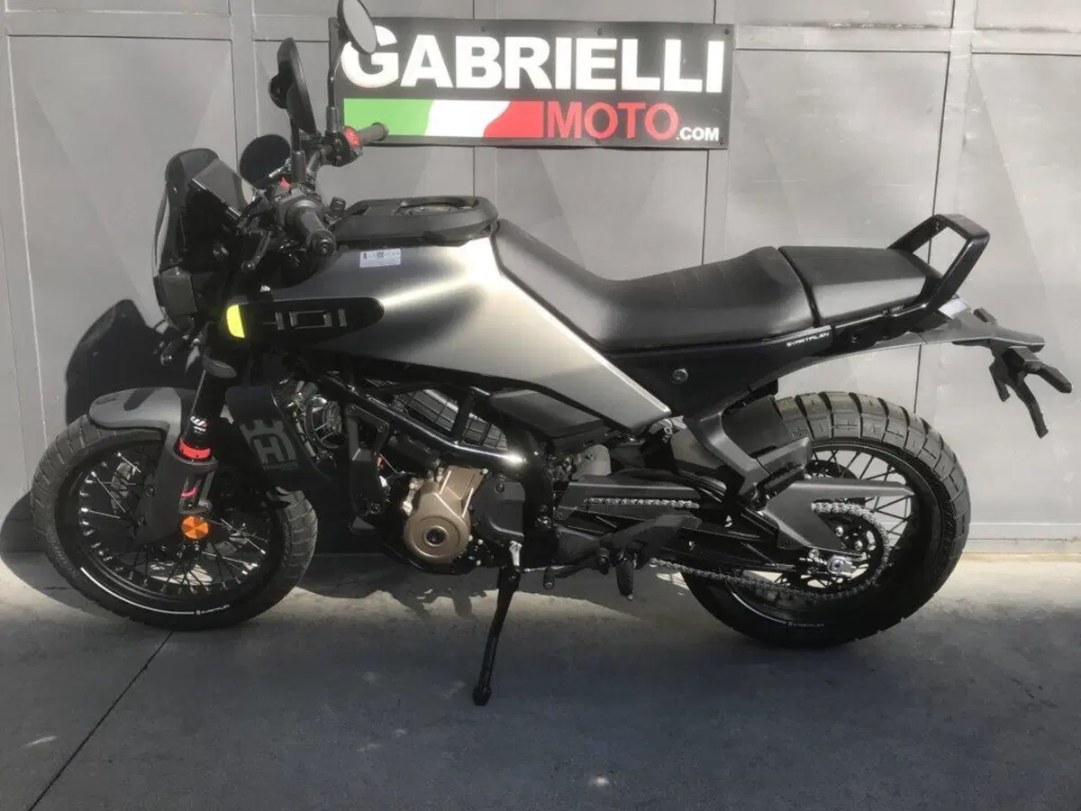 Husqvarna Svartpilen 401 (2024 - 26)