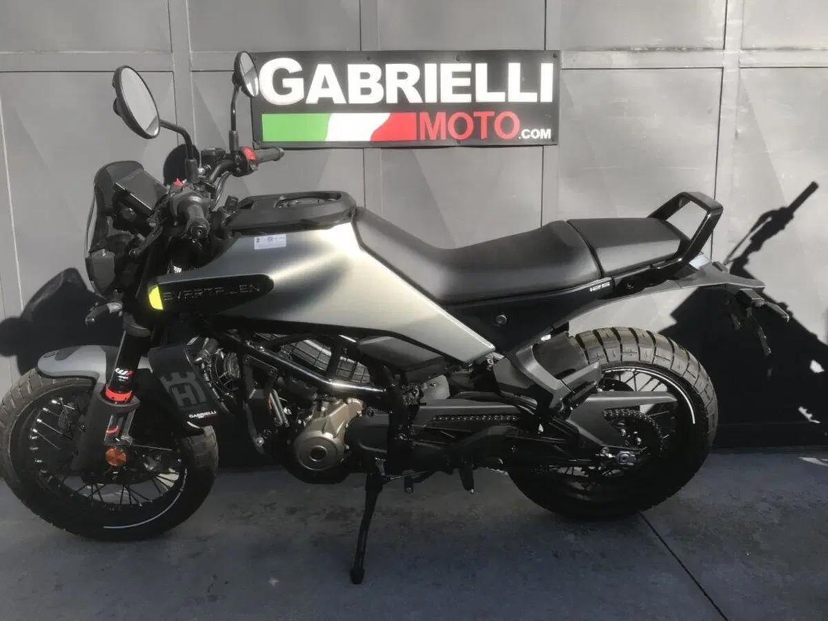 Husqvarna Svartpilen 125 (2024 - 26)
