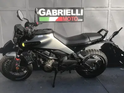 Husqvarna Svartpilen 125 (2024 - 26) usata