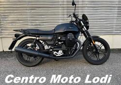 Moto Guzzi V7 III Stone Night Pack (2019 - 20) usata