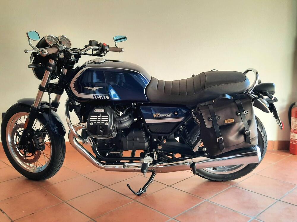 Moto Guzzi V7 Special (2021 - 24)