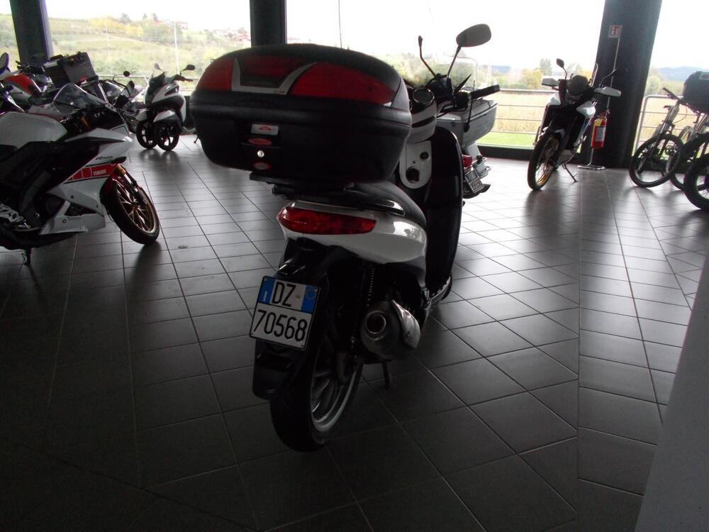 Piaggio Carnaby Cruiser 300 (2008 - 13) (3)