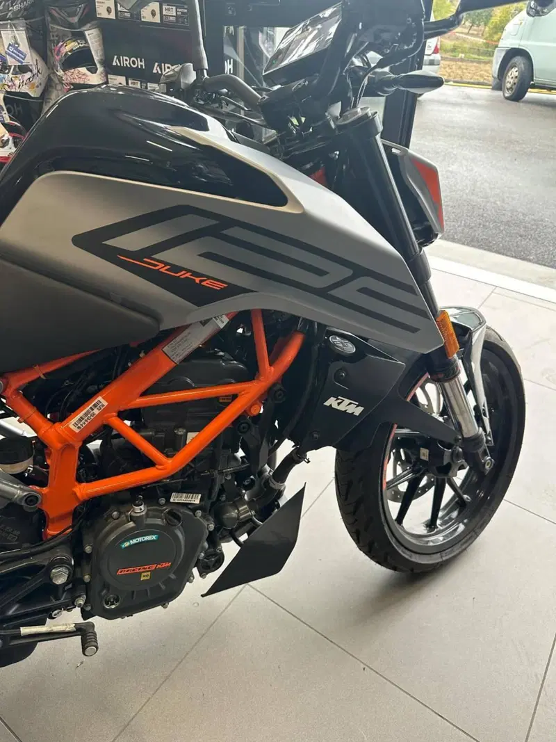 KTM 125 Duke (2024 - 25) (4)