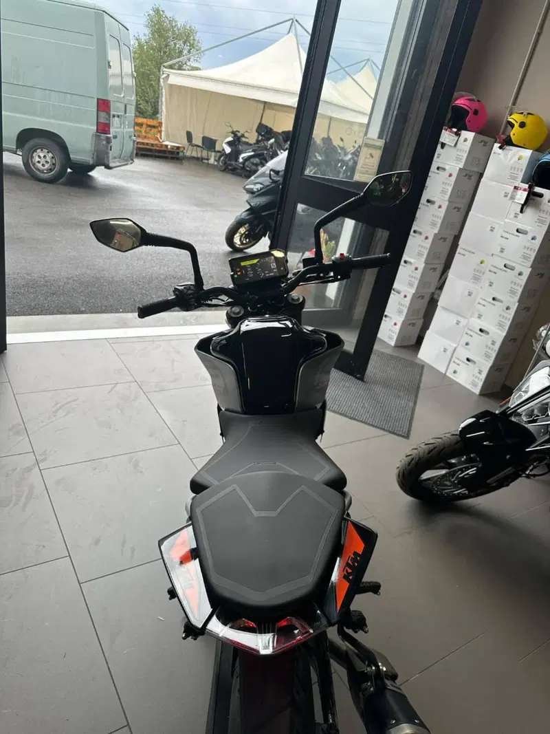 KTM 125 Duke (2024 - 25) (5)