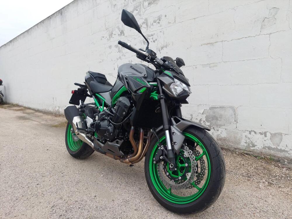 Kawasaki Z 900 (2021 - 24) (3)