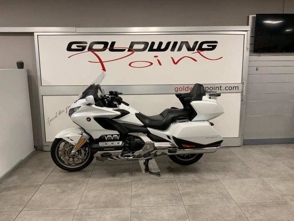 Honda GL 1800 Gold Wing Tour (2018 - 20) (2)