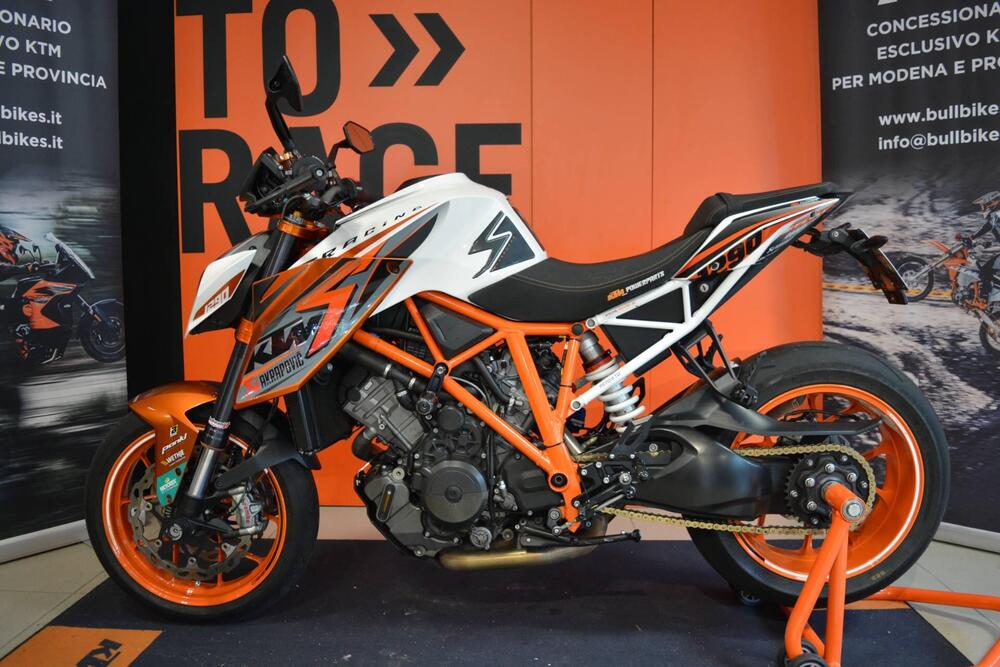 KTM 1290 Super Duke R SE ABS (2016) (2)