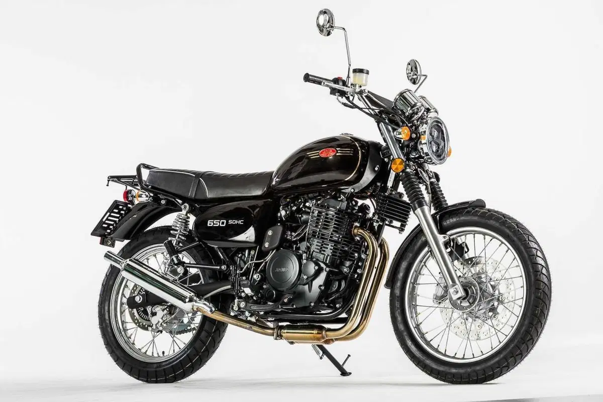 Torna in Italia il marchio Jawa con una gamma da 300 a 650 cc (14)