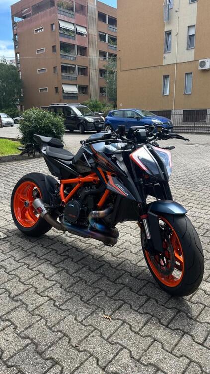 KTM 1290 Super Duke R (2022 - 23)