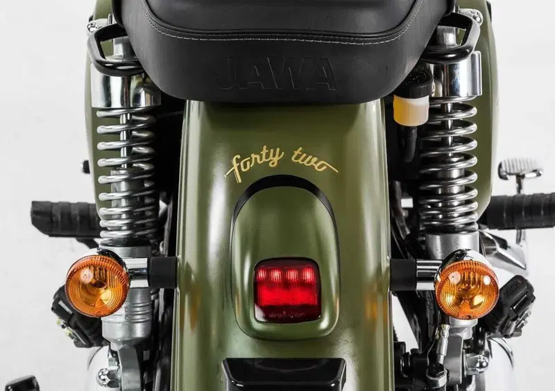 Jawa 300 CL 300 CL Forty Two (2024 - 26) (3)