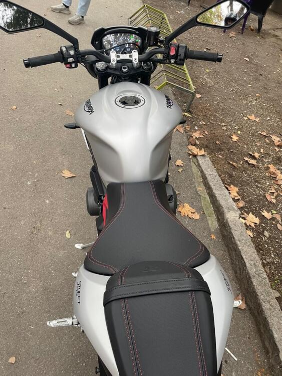 Triumph Street Triple R (2017 - 20) (3)