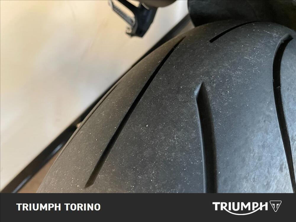 Triumph Speed Triple 1050 ABS (2011 - 15) (3)