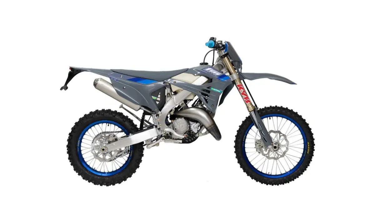 Tm Moto EN 125 EN 125 ES Fi 2T (2025) (2)