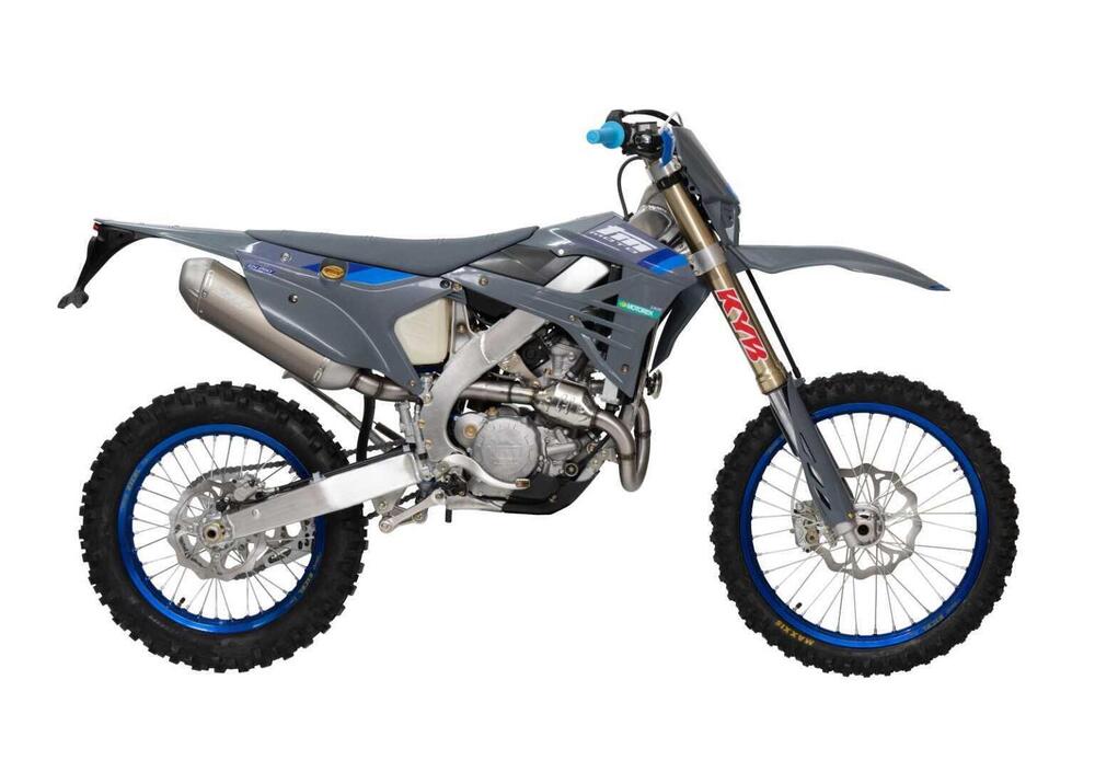 Tm Moto EN 250 ES Fi 4T (2025) (2)