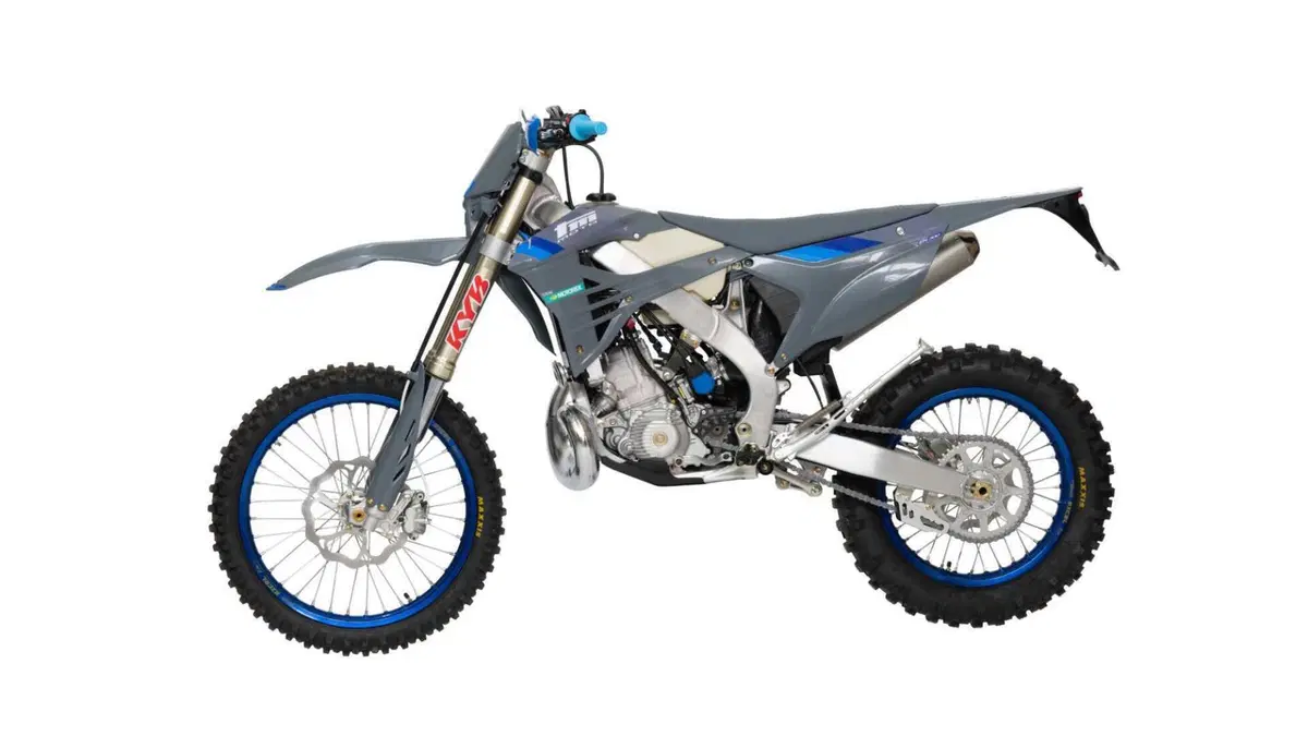 Tm Moto EN 300 EN 300 Fi ES 2T (2025) (3)