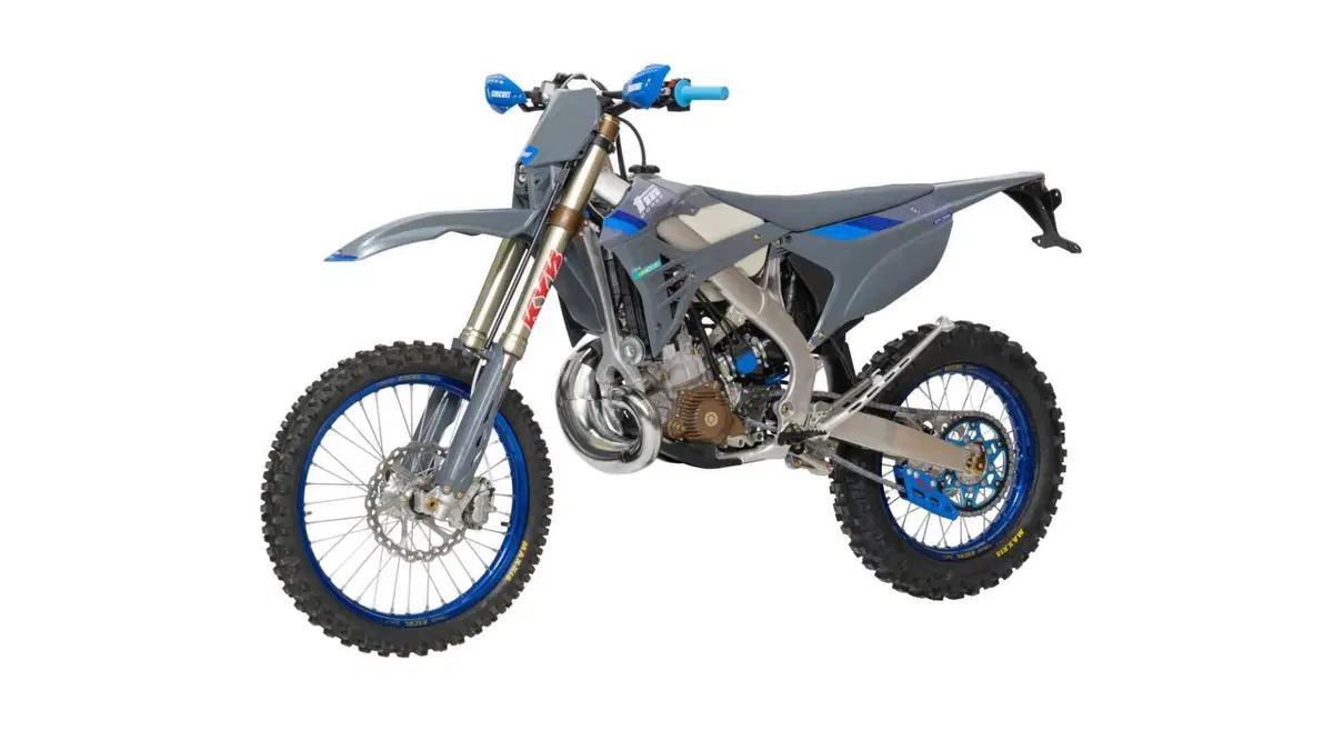 Tm Moto EN 300 EN 300 Fi ES 2T TM Corse (2025) (4)