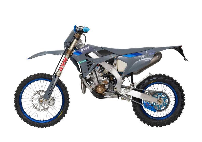 Tm Moto EN 250 F EN 250 ES Fi 4T TM Corse (2025) (3)