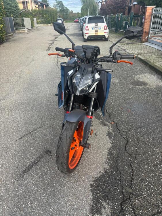 KTM 390 Duke (2024) (2)