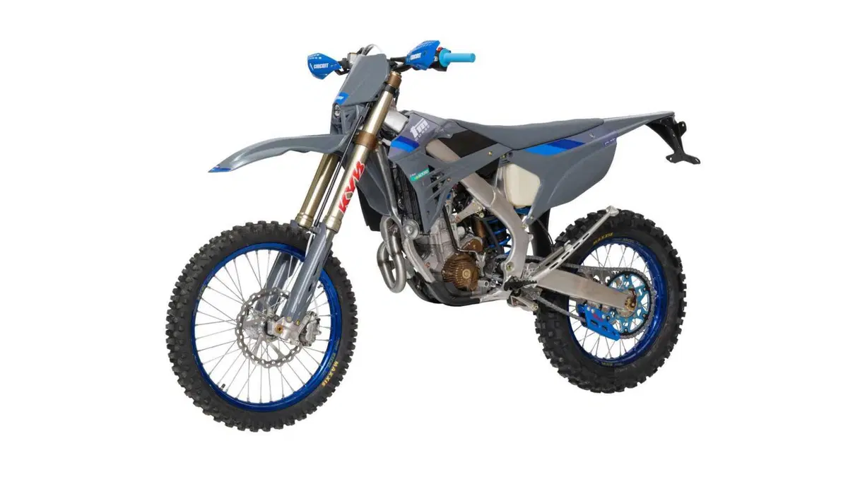 Tm Moto EN 300 F EN 300 ES Fi 4T TM Corse (2025) (4)