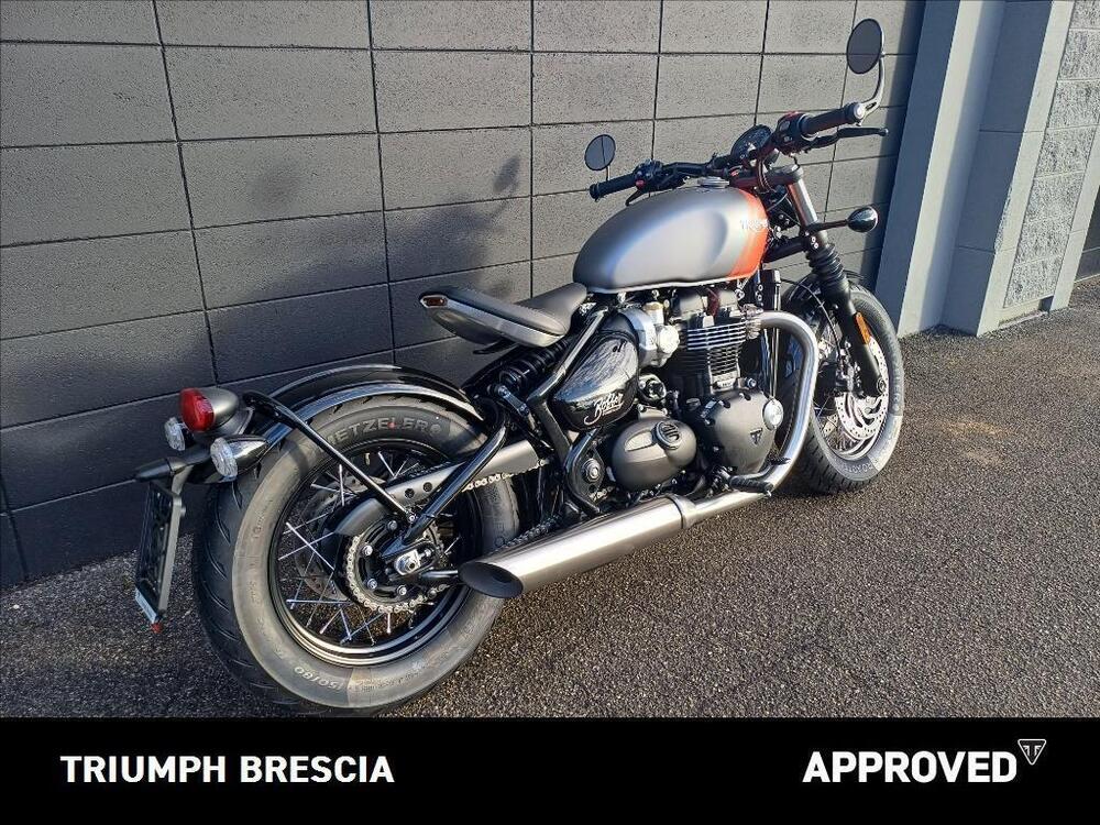 Triumph Bonneville Bobber 1200 (2021 - 24) (2)