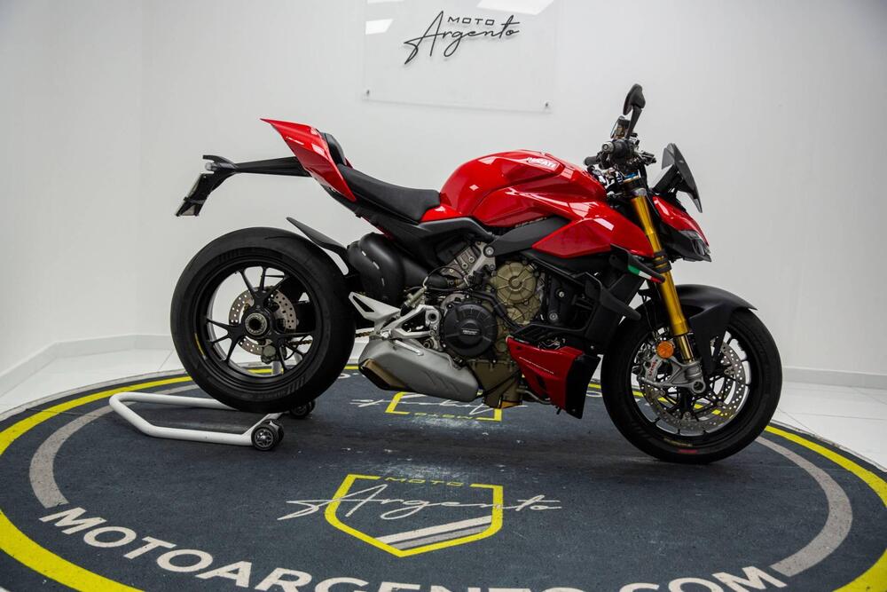 Ducati Streetfighter V4 1100 S (2020) (4)