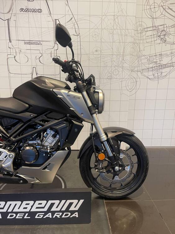 Honda CB 125 R (2018 - 20) (2)